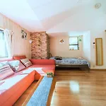 Nestay House Tokyo Itabashi 02
